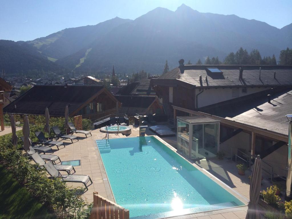 Mountains Hotel photo 3
