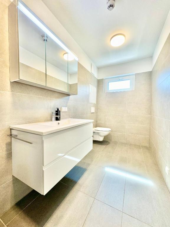 Stylische Wohnung mit Balkon photo 3