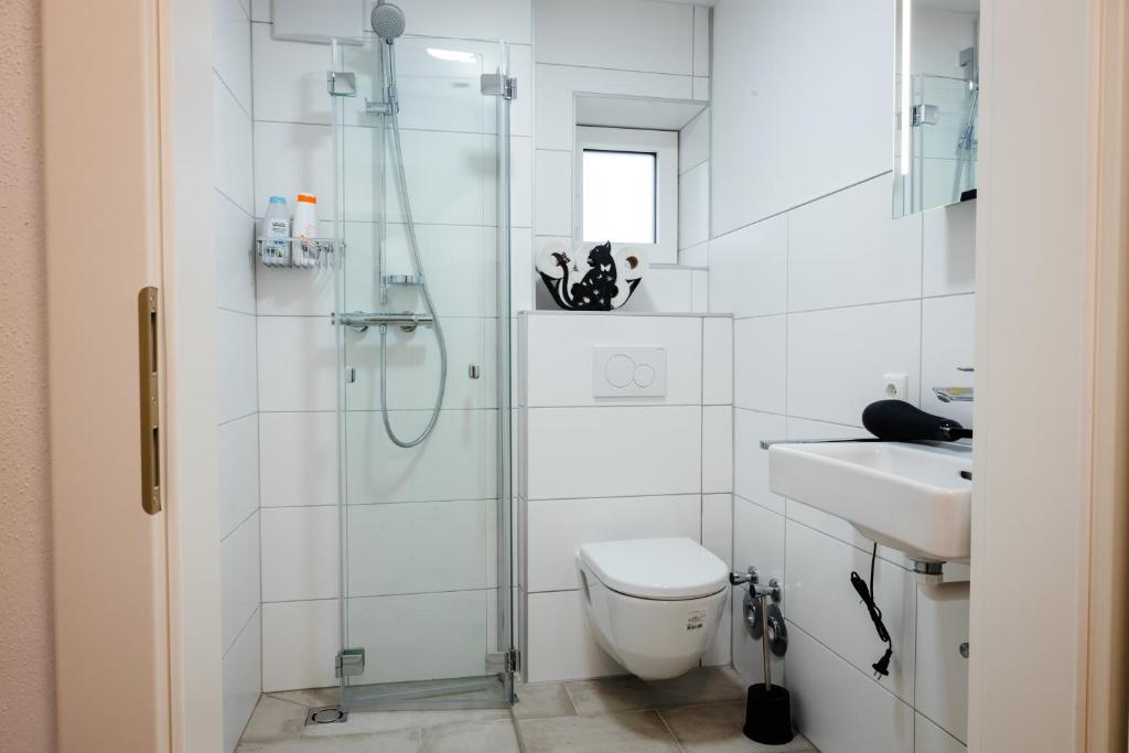 Sepperls Stubn Apartment - PETS no extra cost - Bad Goisern - 24-hours Self check-in photo 3