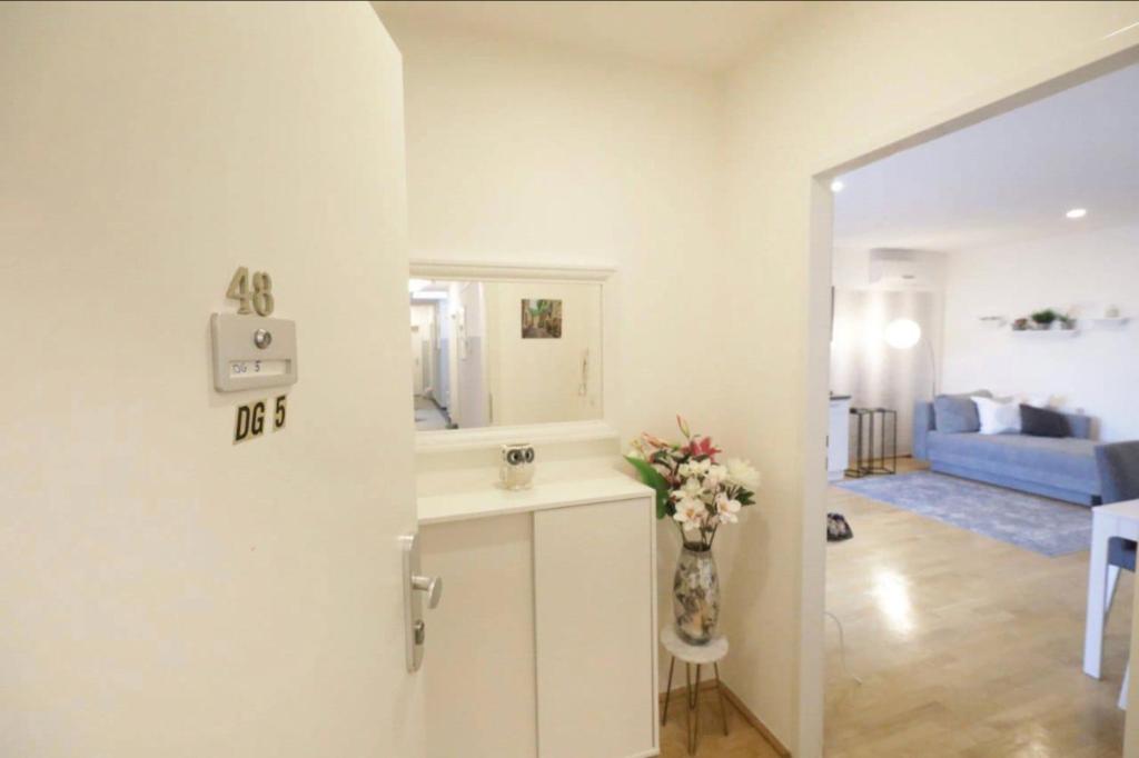 Stadtparadies l Central Living Q14 photo 3