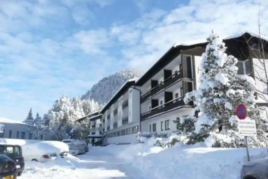 Studio SOPHIE mit Hallenbad und Sauna by MoniCare photo 2