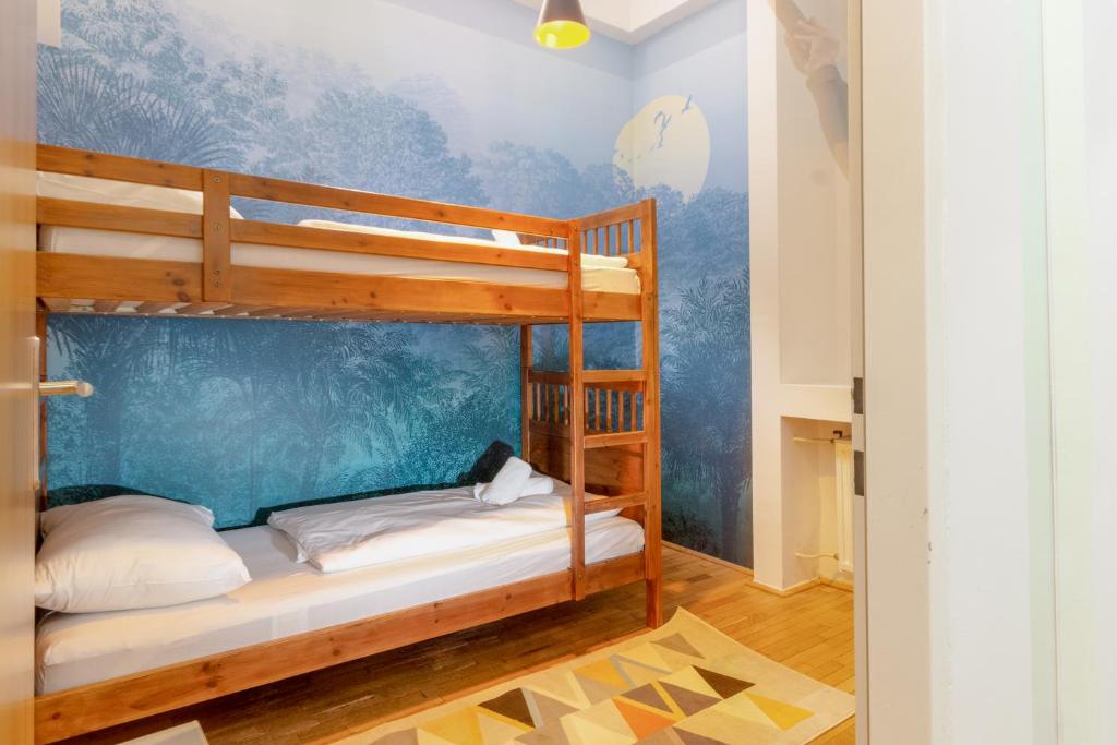 Citycenter - Netflix - AC - HappyStay photo 2