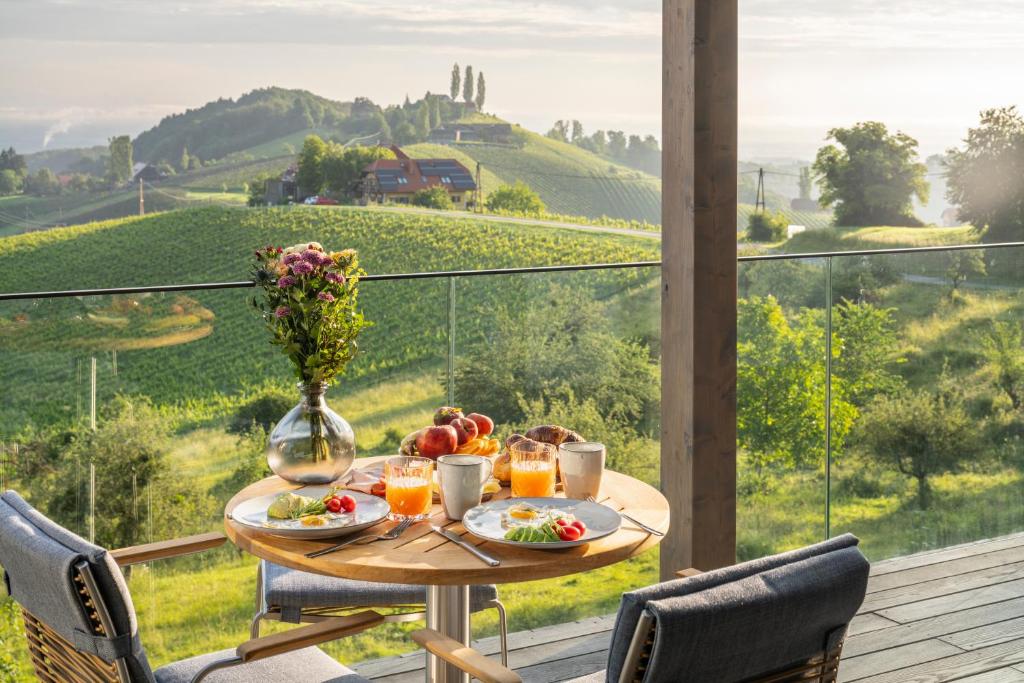 steiRerBLiCke - Winzerhäuser an der südsteirischen Weinstraße photo 2