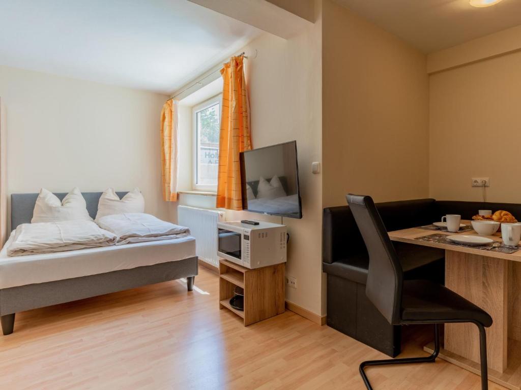 Town House 2 photo 2