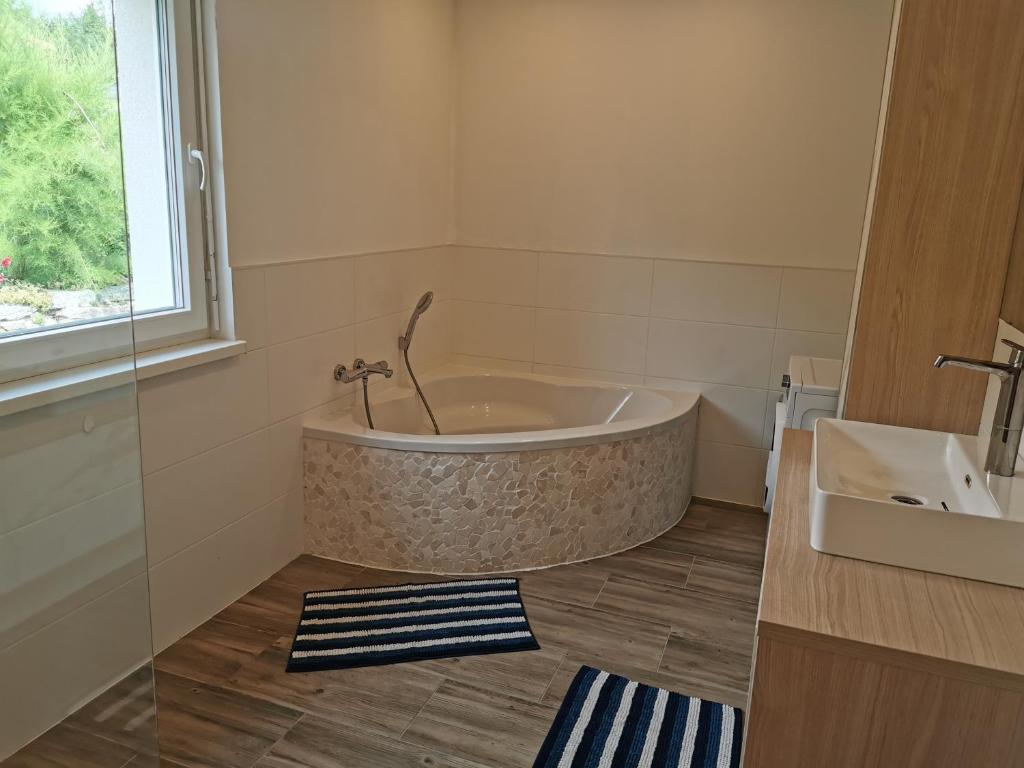 Schöne große 90 m² Ferienwohung in Zweikirchen photo 3