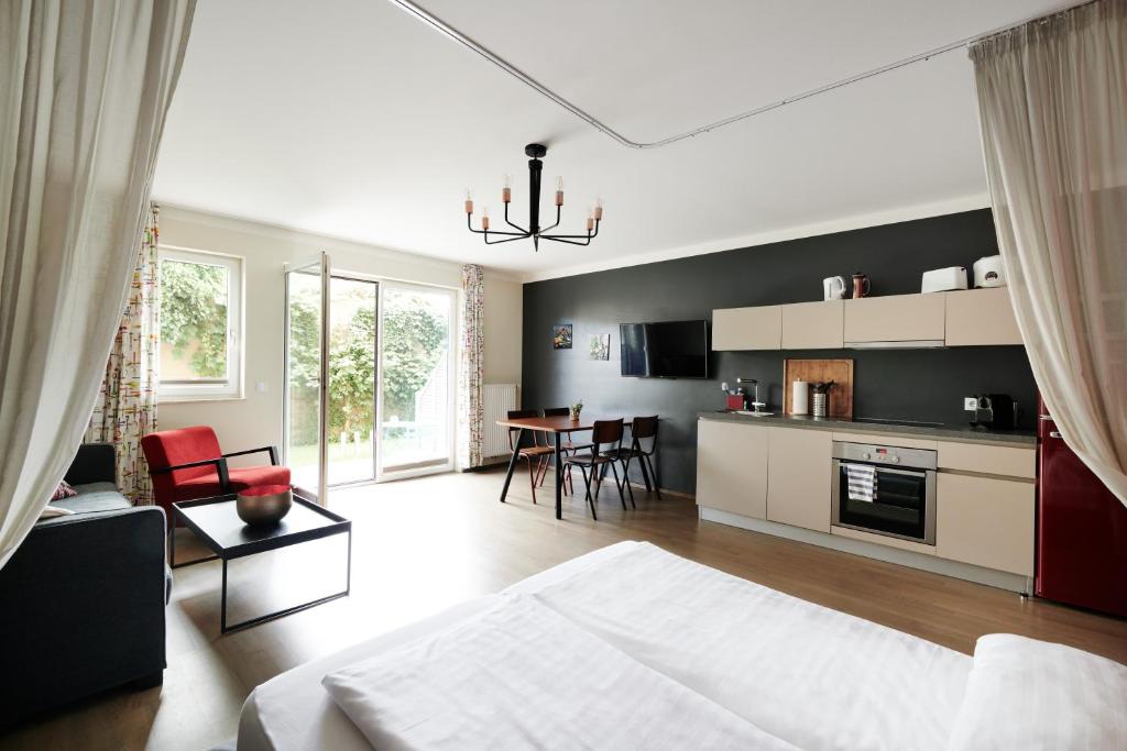 HOMEBOUND APARTMENTS Salzburg City II - contactless check-in photo 2