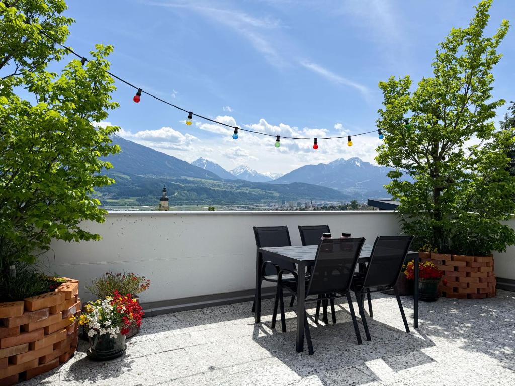 Sunny Mountain Loft - Terrace & Garden — photo 1