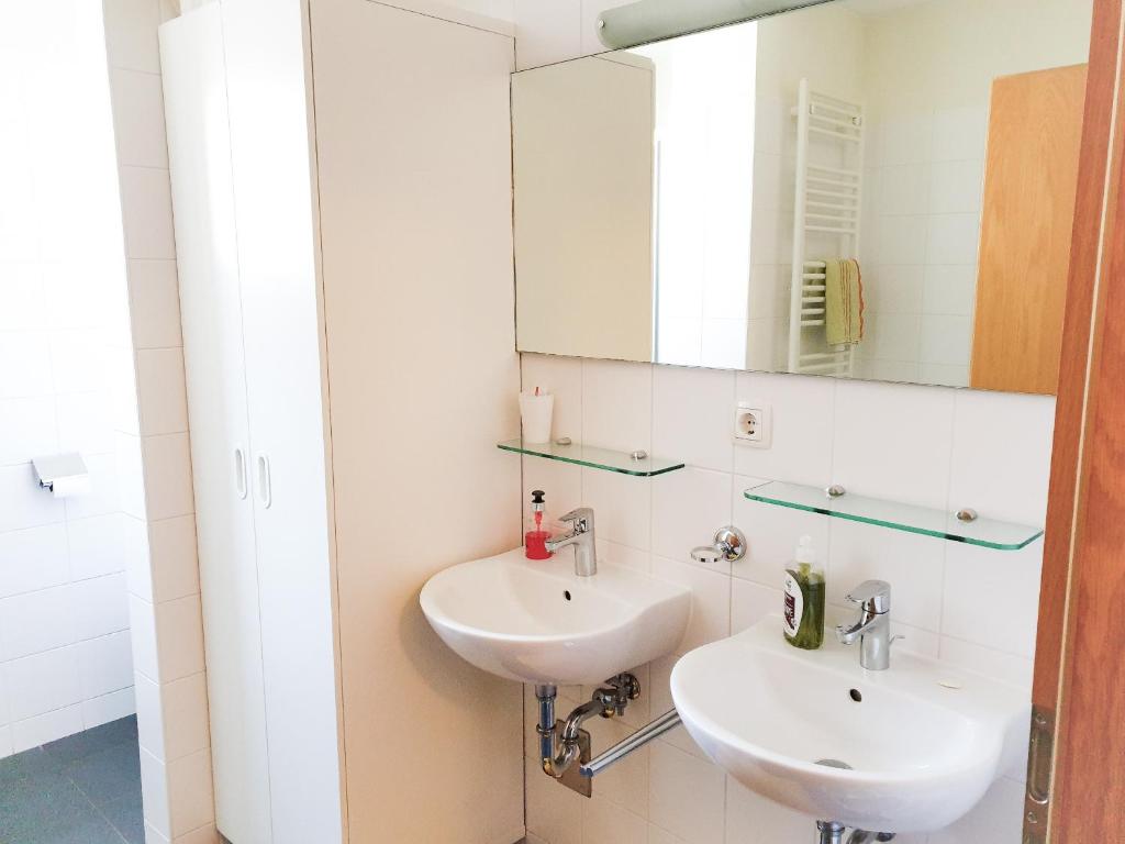 Modern Mountain Apart 4 - an der Skipiste photo 3