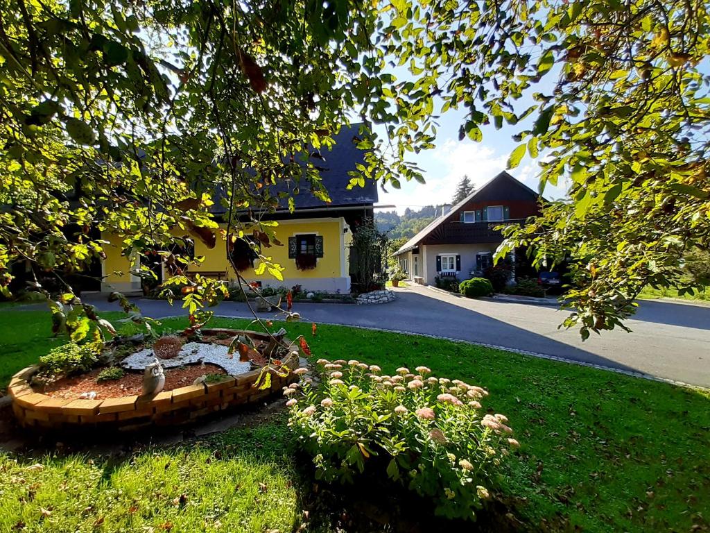 Schilcherweinbau Vollmaier vlg. Wieser — photo 1