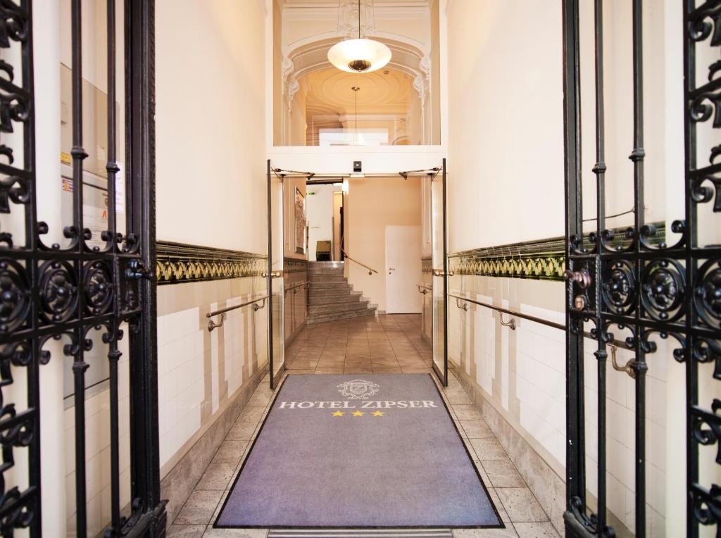 Hotel Zipser photo 2