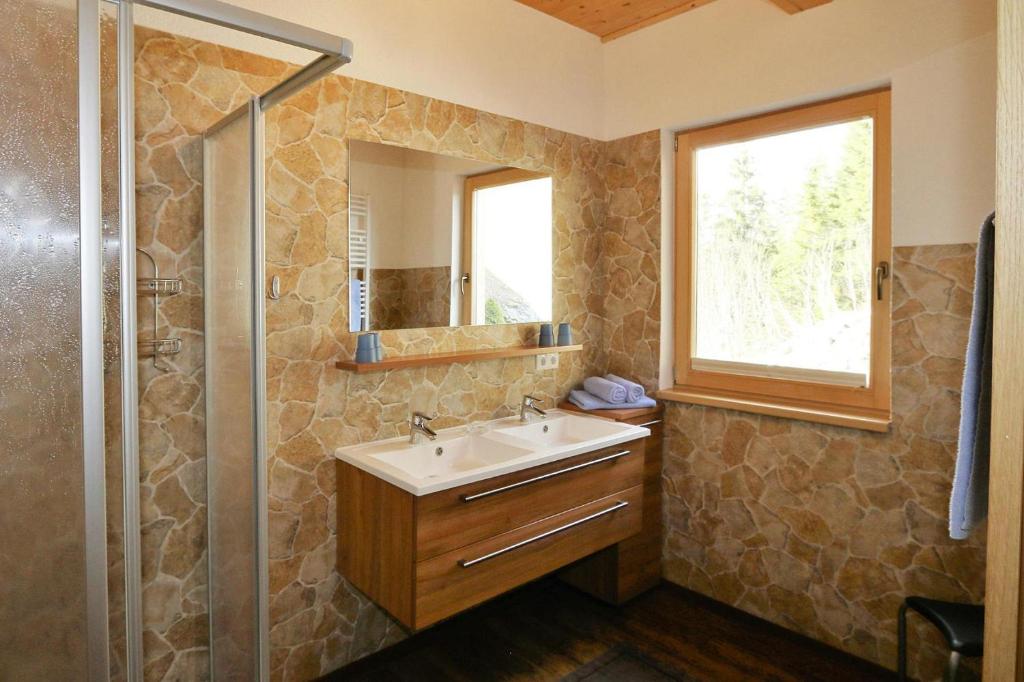House in Zell am Ziller with Panoramic Views photo 3