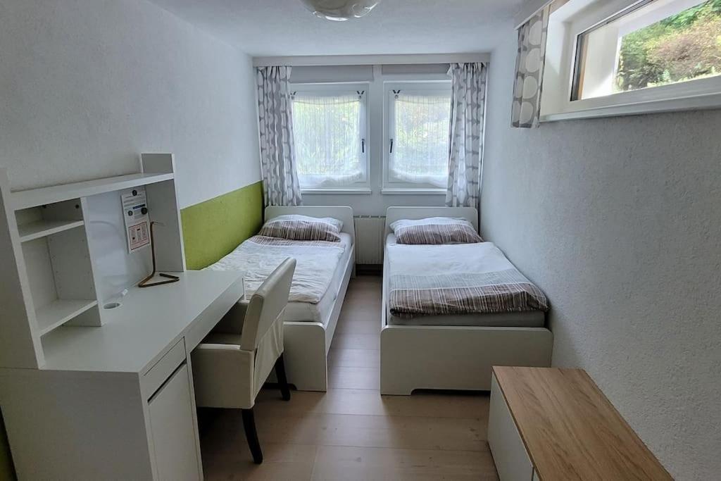 Wohnung mit Garten photo 2