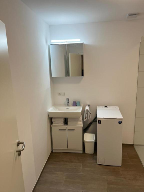 STAGE4 photo 3