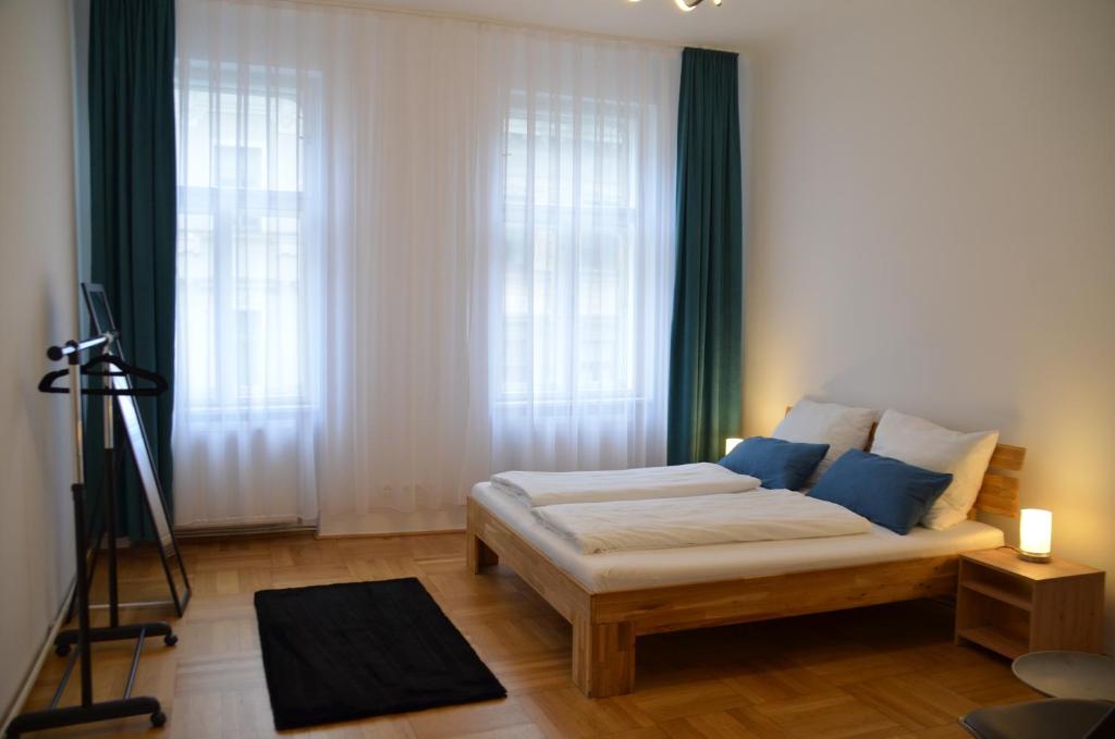 Vienna ROYAL Apartment - Opera photo 2