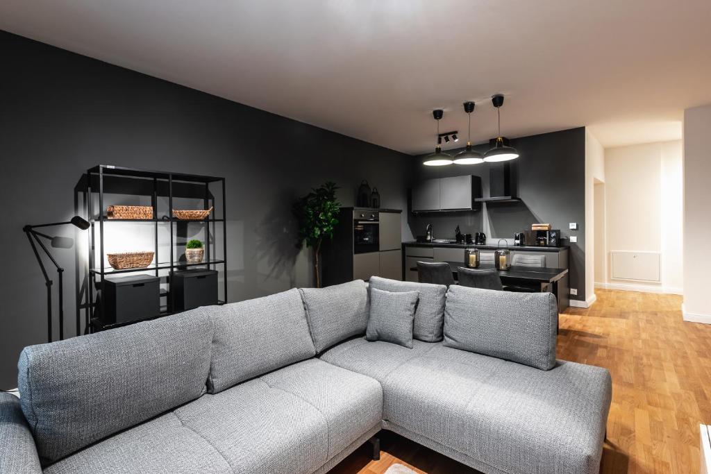 Stylish apartment next to Schwedenplatz — photo 1