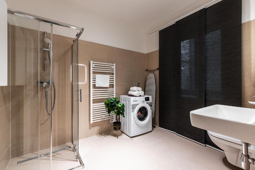 Stylish apartment next to Schwedenplatz photo 3