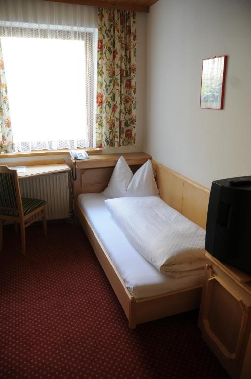 Gasthof-Pension Ortner photo 2