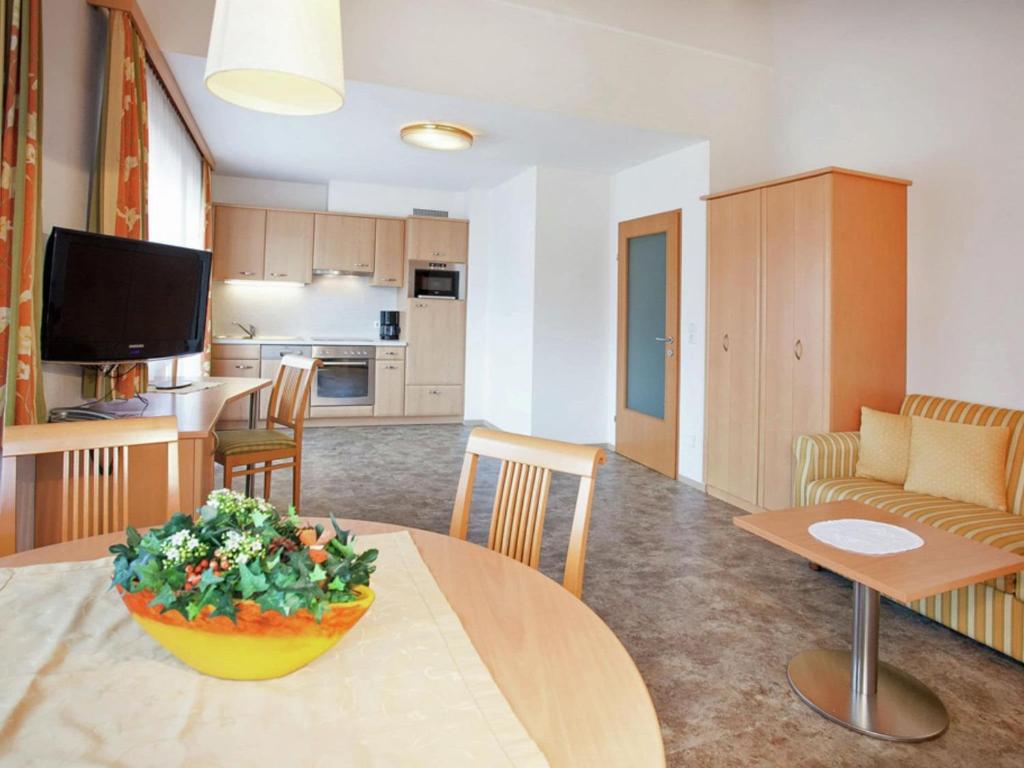 Apartment in Kaltenbach near Ski Lift photo 3