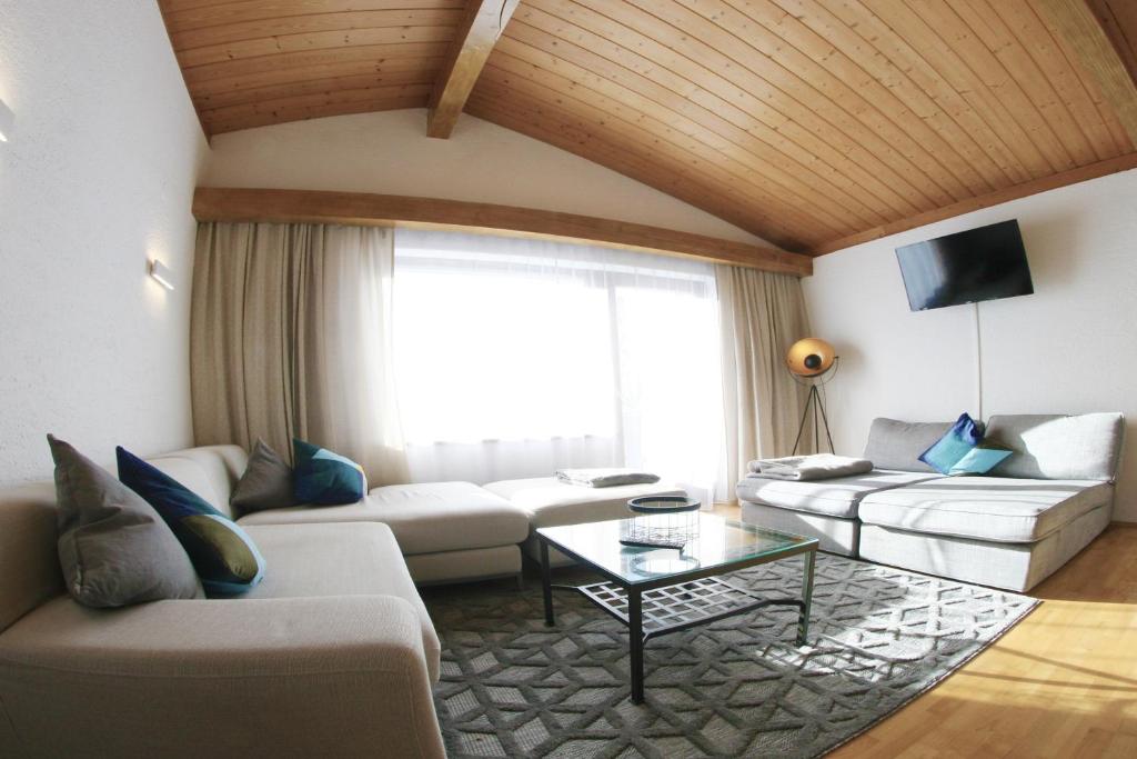 The Seefeld Retreat - Central Family Friendly Apartments - Mountain Views — photo 1