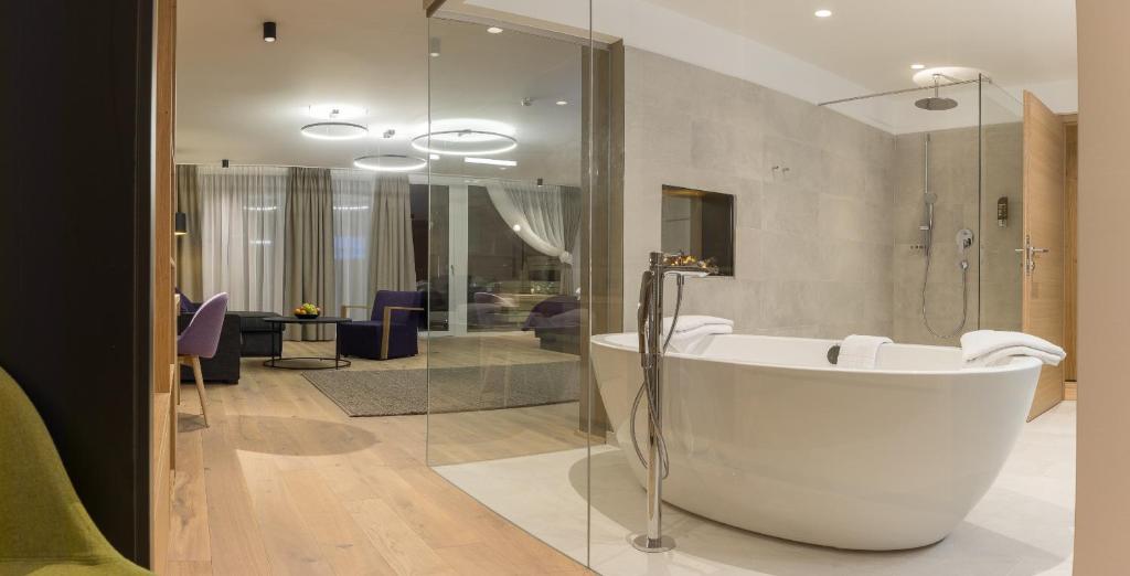 KOSIS Sports Lifestyle Hotel photo 3