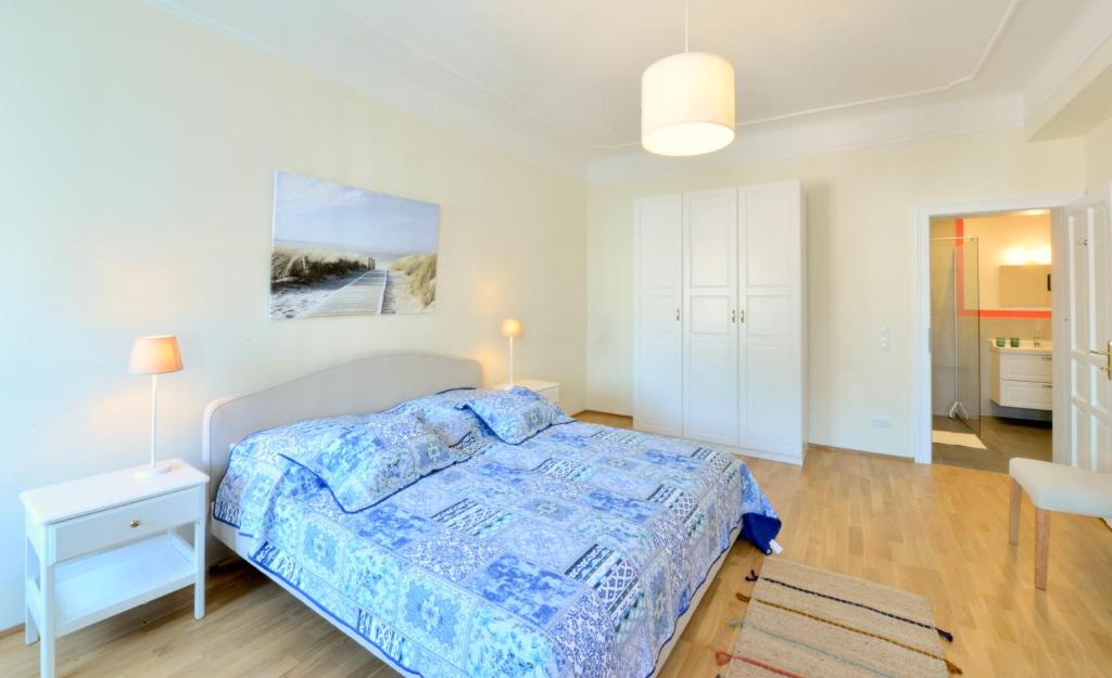 Spacious and Comfy With 3 Bedrooms photo 2