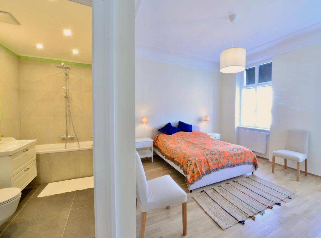Spacious and Comfy With 3 Bedrooms photo 3