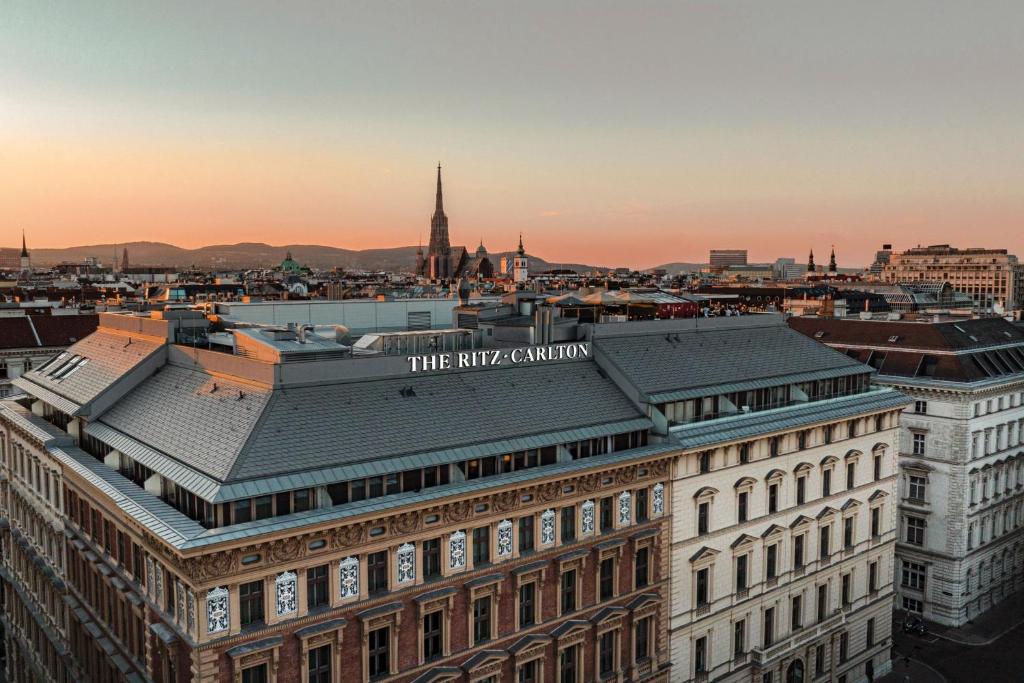 The Ritz-Carlton photo 3