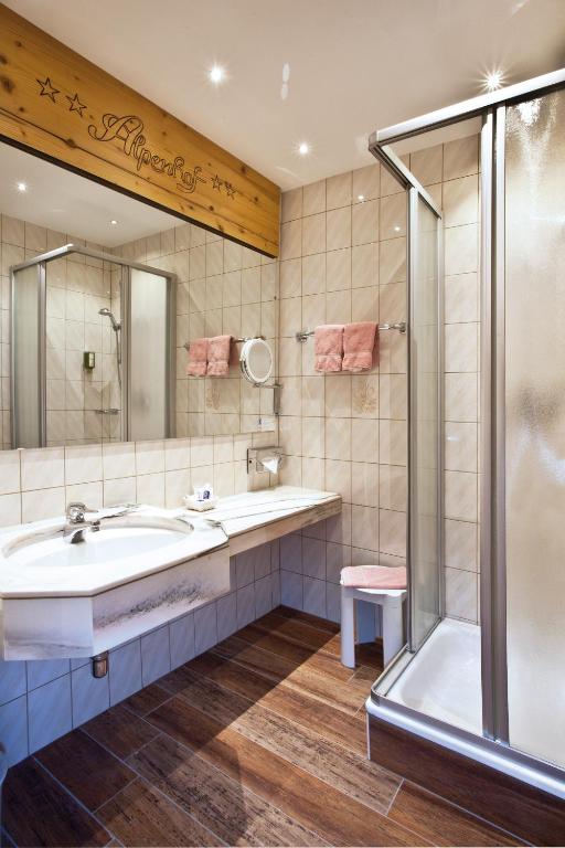 Landhotel Alpenhof Filzmoos photo 3