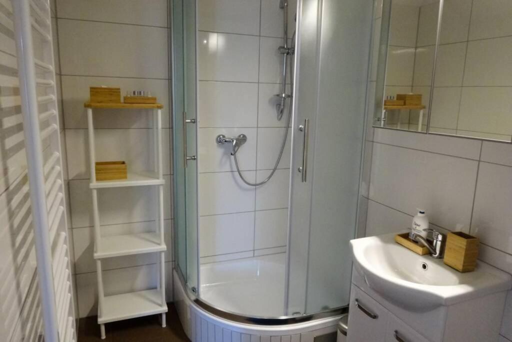 Modernes Leben l LF28 photo 3