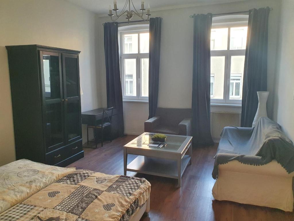 Spacious Apartment near the center — photo 1