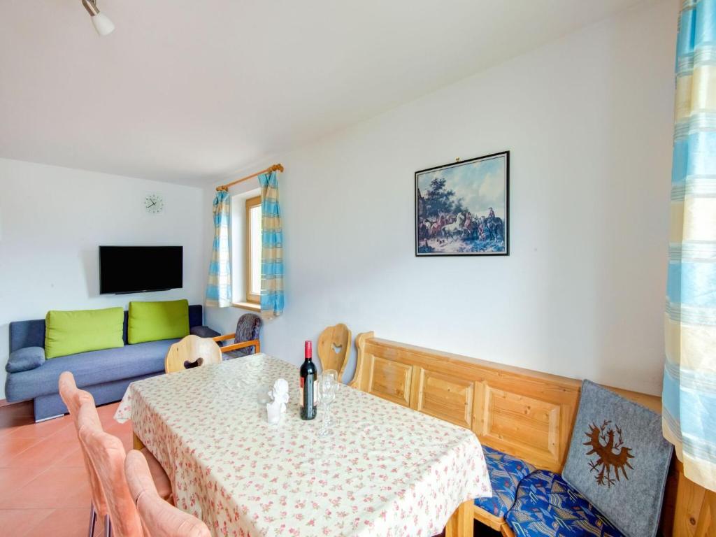 Apartment Kaltenbach near Ski Paradise photo 2