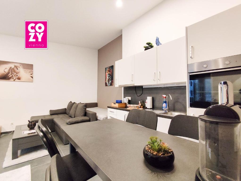 Cozy Apartments in Central Location with Free Parking — photo 1