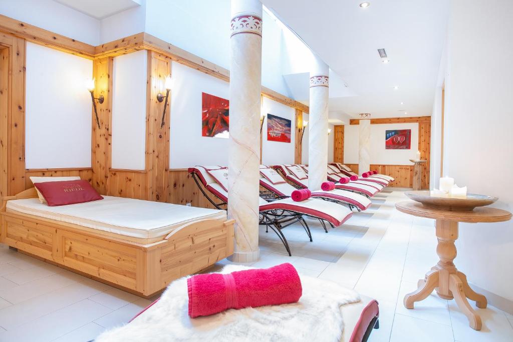 Hotel Riedl im Zillertal photo 2