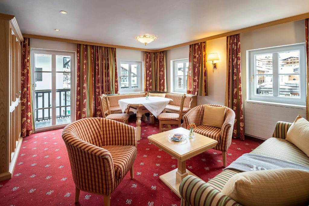 Hotel Tannbergerhof im Zentrum von Lech photo 2