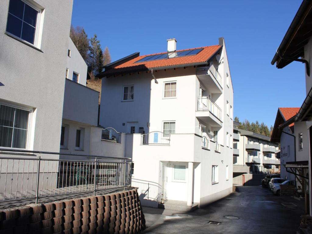 Modern Apartment in Fiss at Ski Bus Stop photo 2