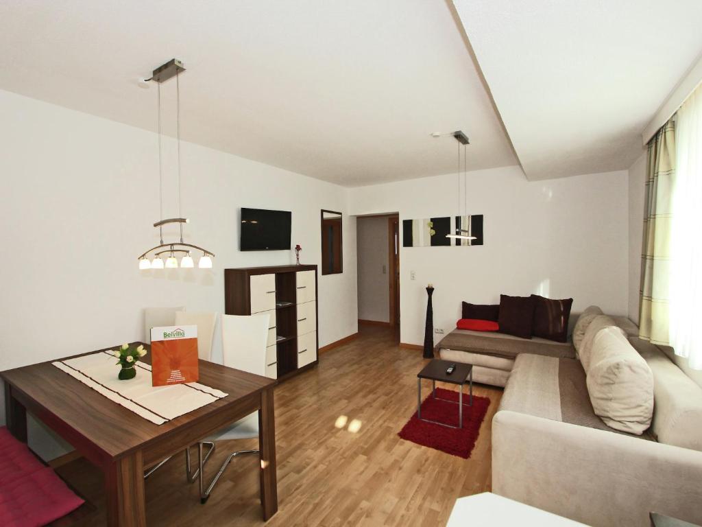 Modern Apartment in Fiss at Ski Bus Stop photo 3