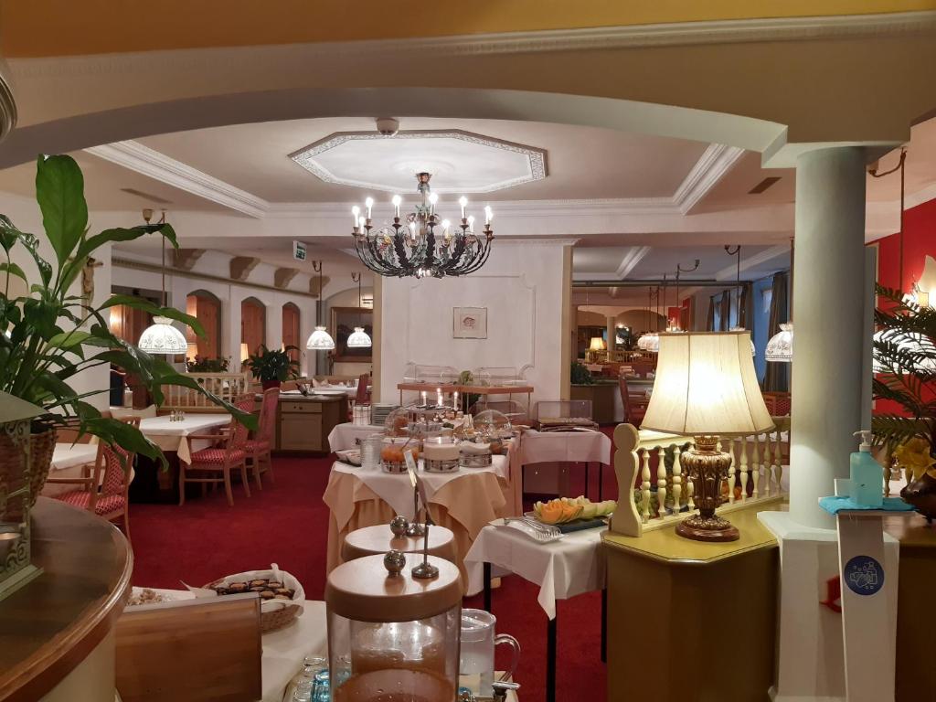 Schedlers Löwenhotel-GARNI photo 3