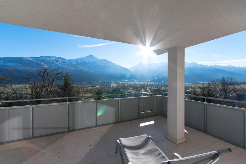 Ski-n-Lake - The Alps View Apartment — photo 1