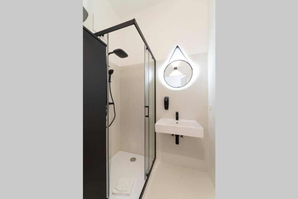 josef's home I Mickey Mouse Apartment photo 3