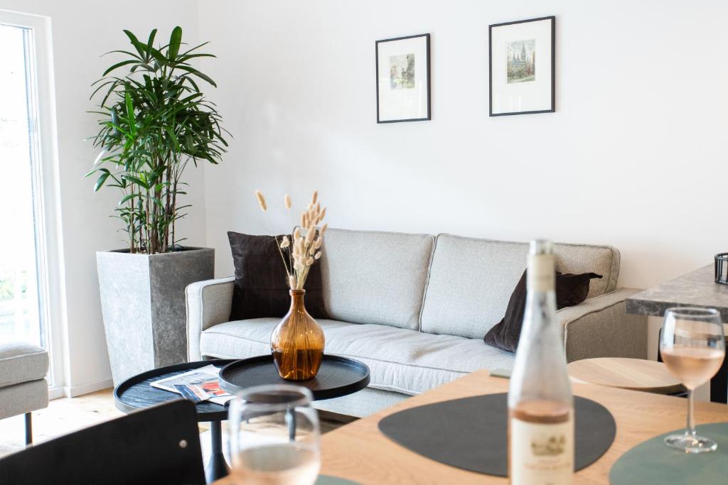 Stilvolle Wohnung mit ruhig gelegenem Balkon — photo 1