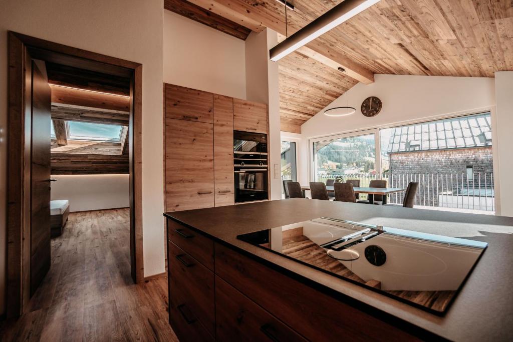 Tanners Chalet Apartments photo 3