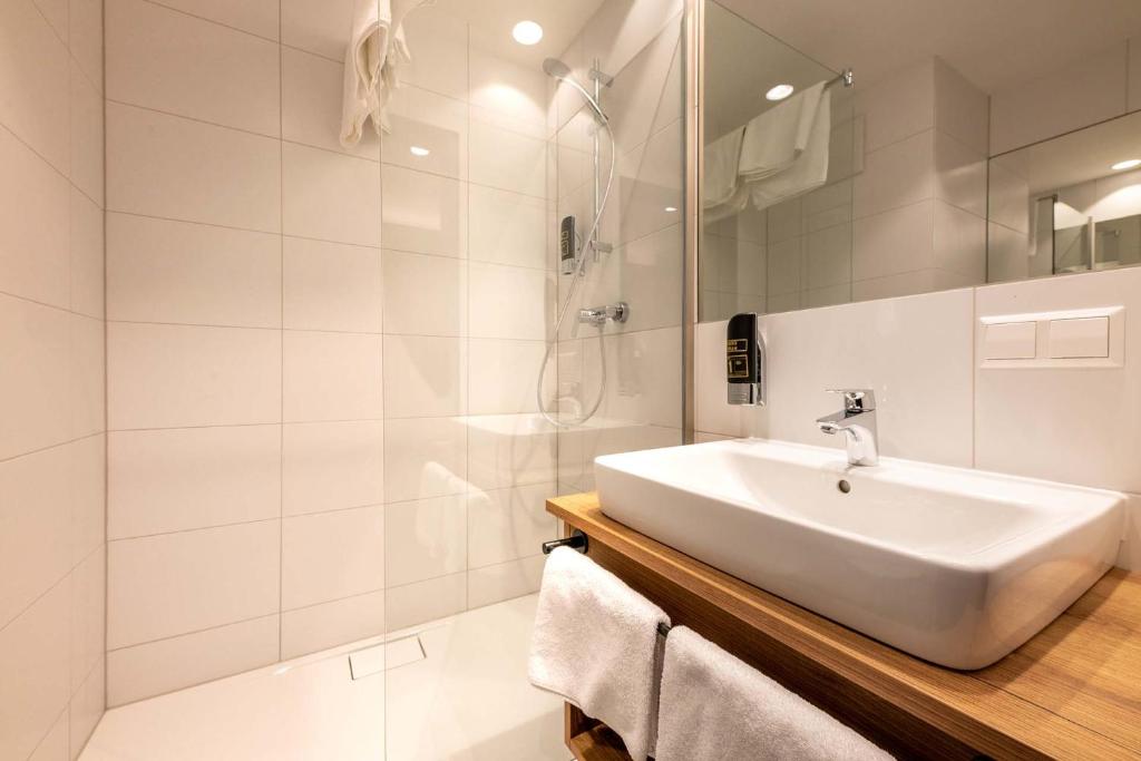 EGINO-Premium Hotel photo 3
