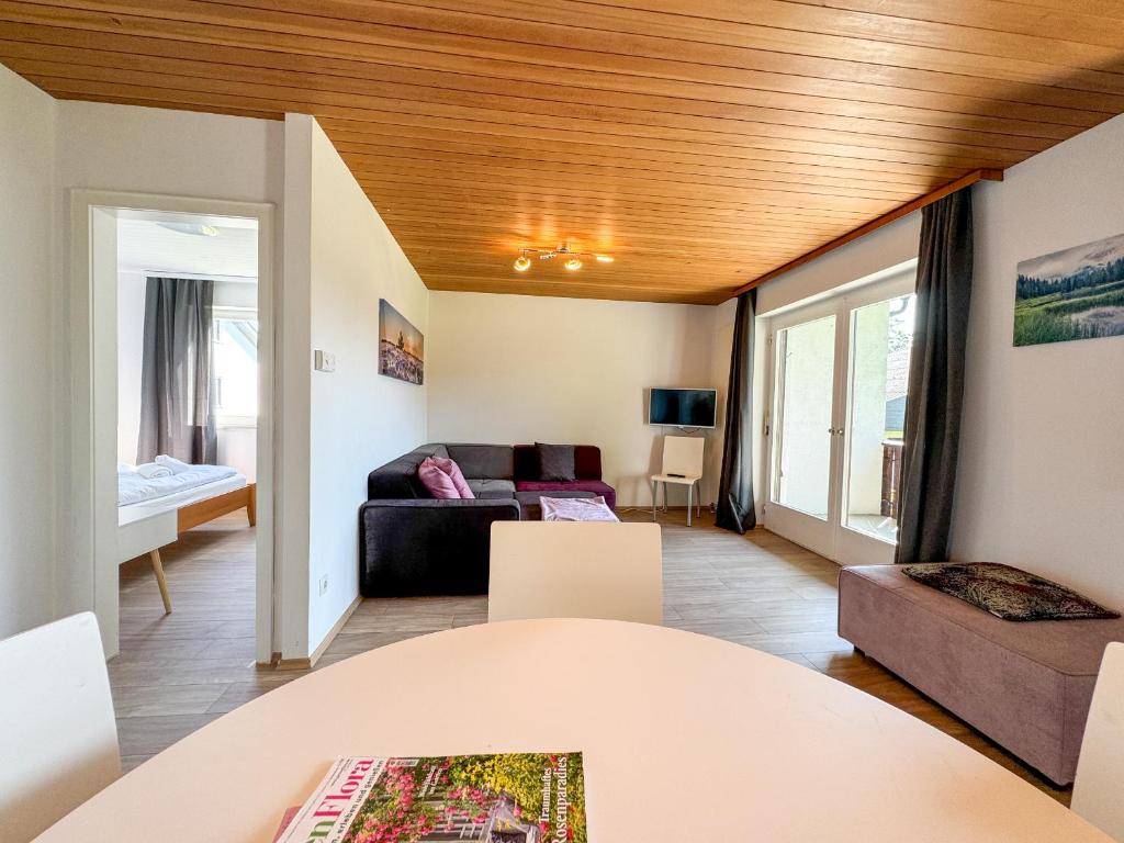 Seen- Süchtig Urlaub machen by Hello Fewo Apartments — photo 1