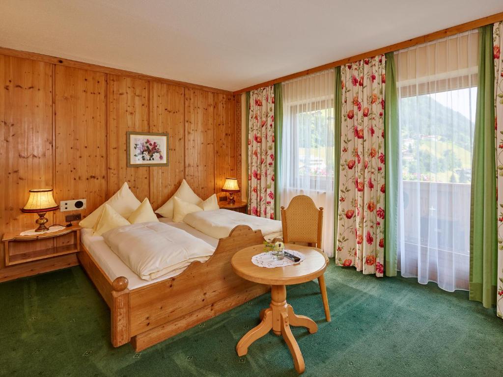 Hotel Sonnhof photo 2