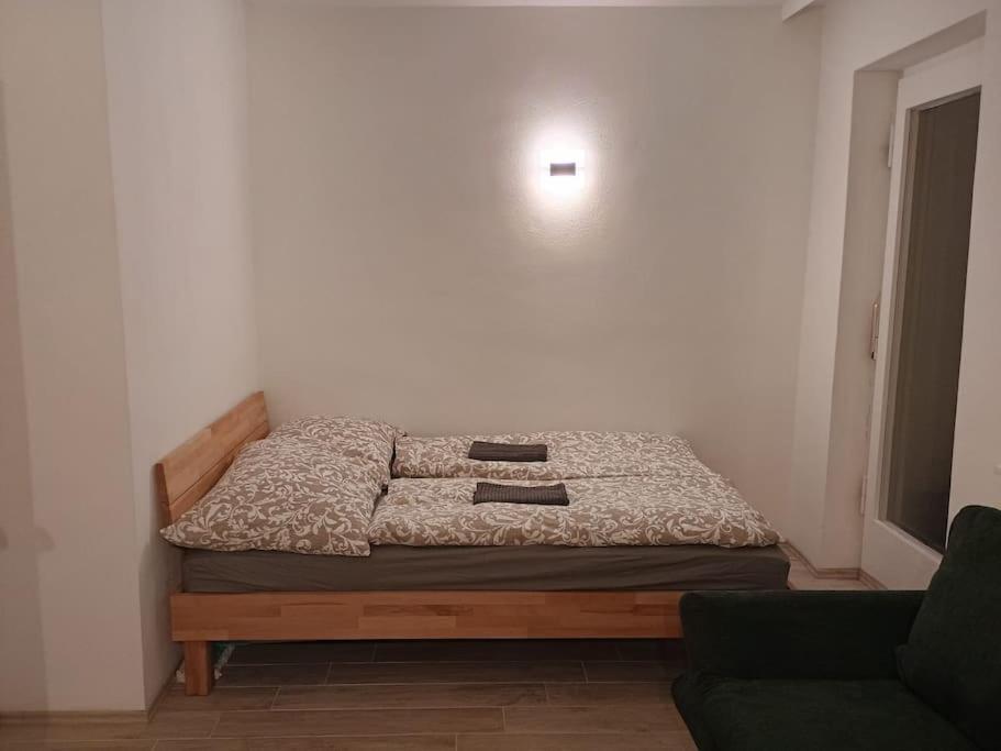 Rooftop Apartment with Balcony & AC photo 2