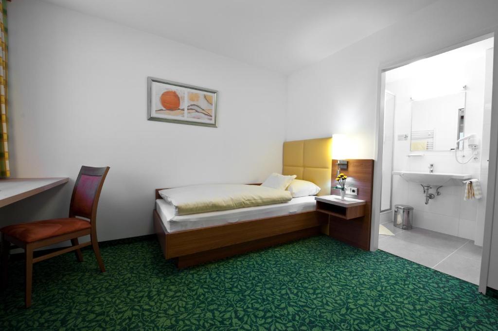 Hotel Sonnenhof photo 2