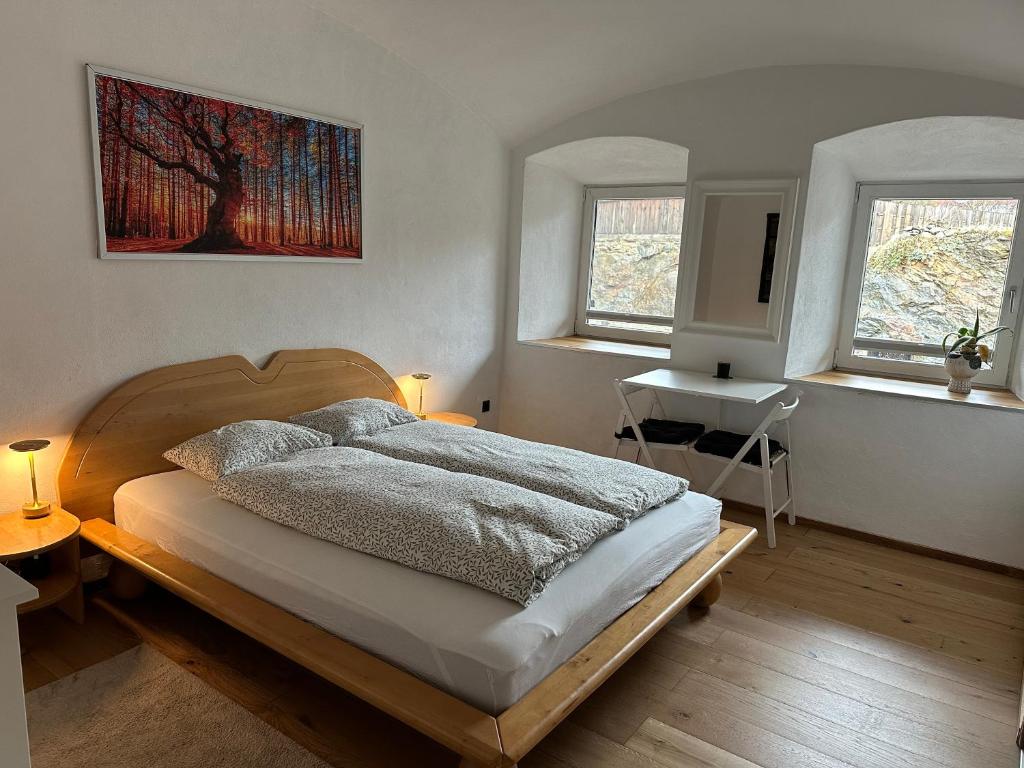 Wood Apartment photo 2