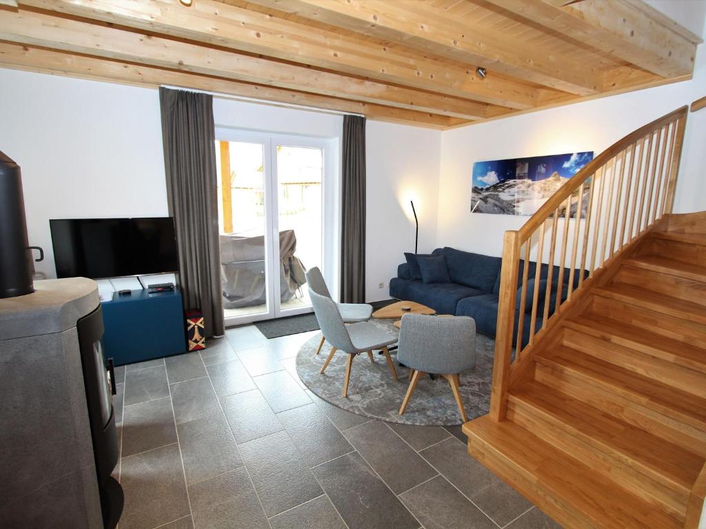 Luxurious Chalet in Kötschach-Mauthen near Ski Area — photo 1