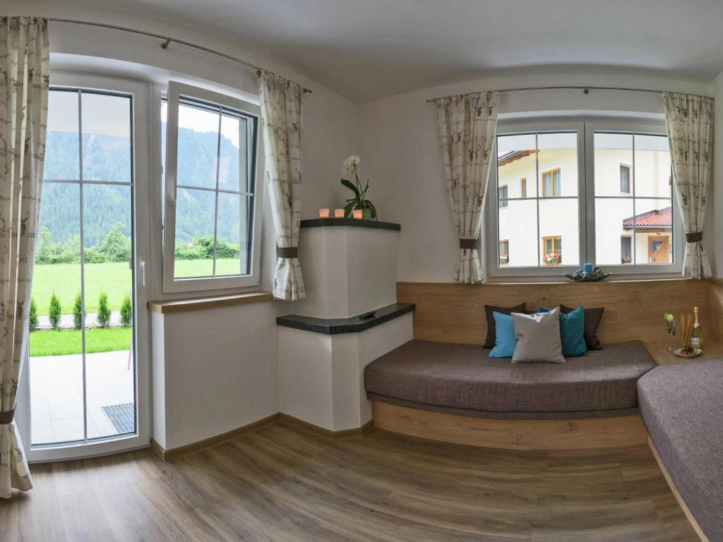 Spacious Apartment near Ski Area in Mayrhofen — photo 1