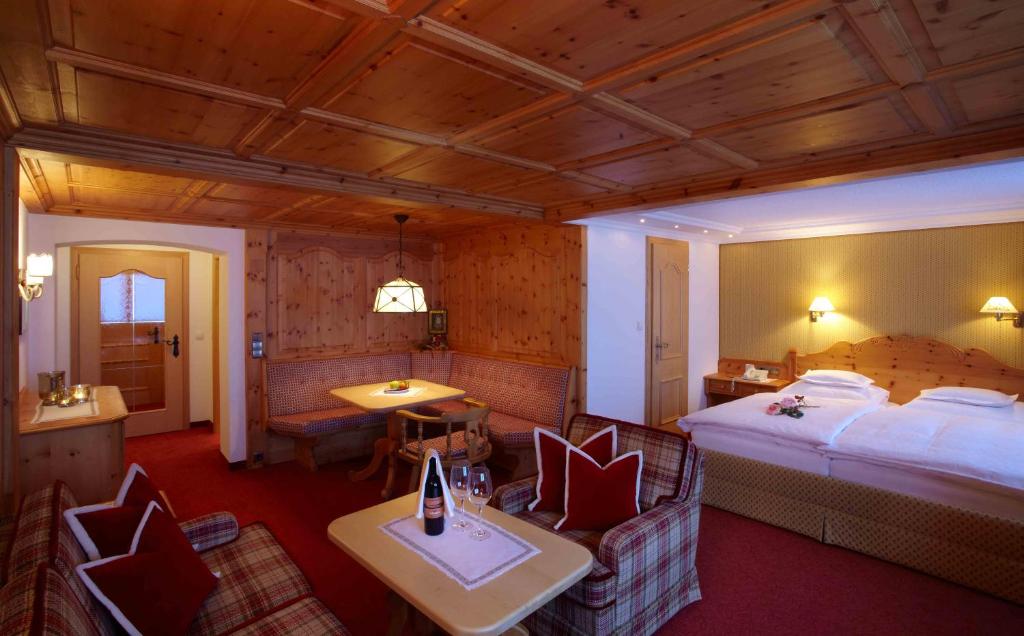 Sporthotel Lorünser photo 2